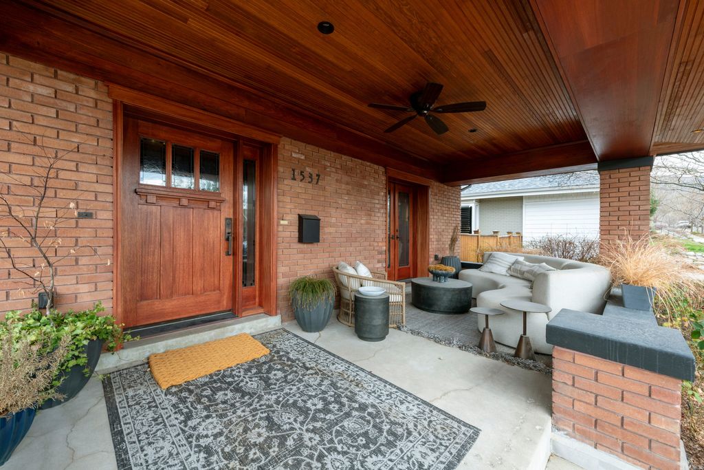 Photo of 1537 E EMERSON AVE S, Salt Lake City, UT 84105 (MLS # 2143059)