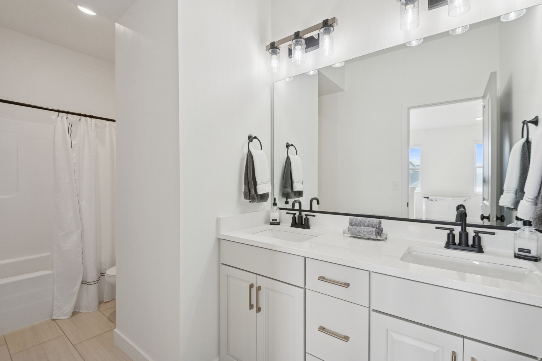 DAYBREAK/ASCENT - Residential