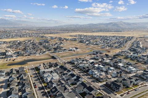 Tiny photo for 6932 W DOCKSIDER DR, South Jordan, UT 84009 (MLS # 2132912)