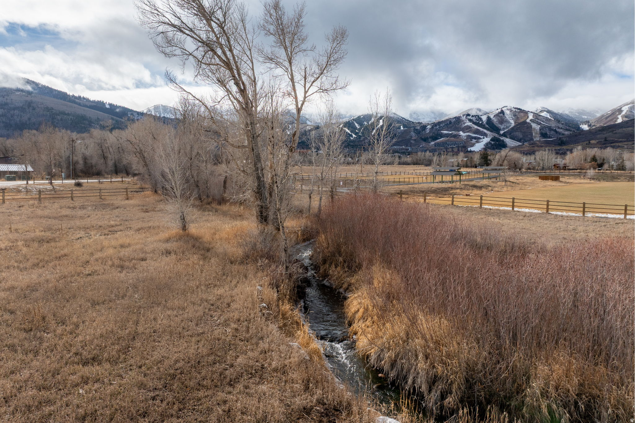 OLD RANCH ROAD AREA - Land