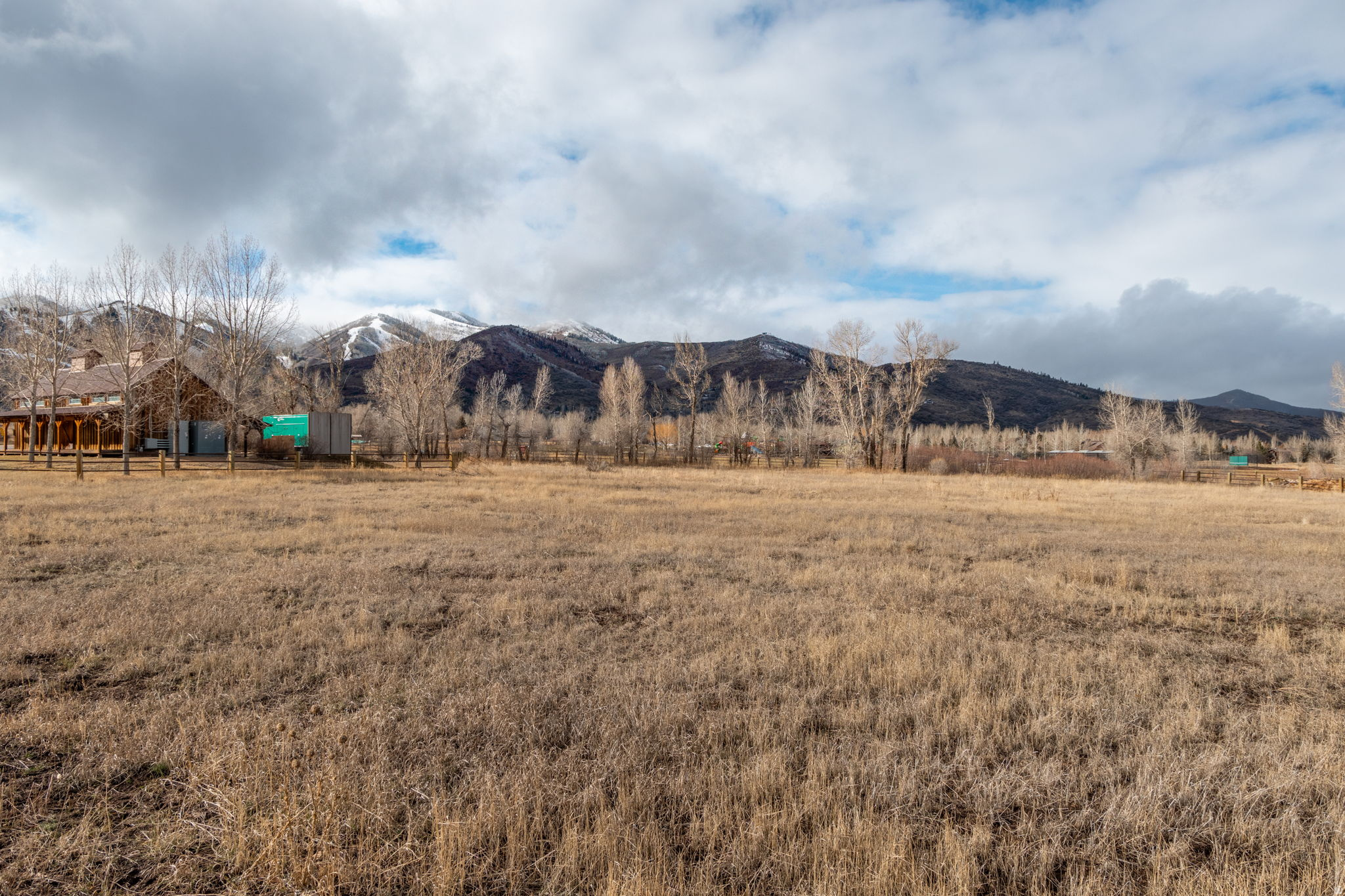 OLD RANCH ROAD AREA - Land