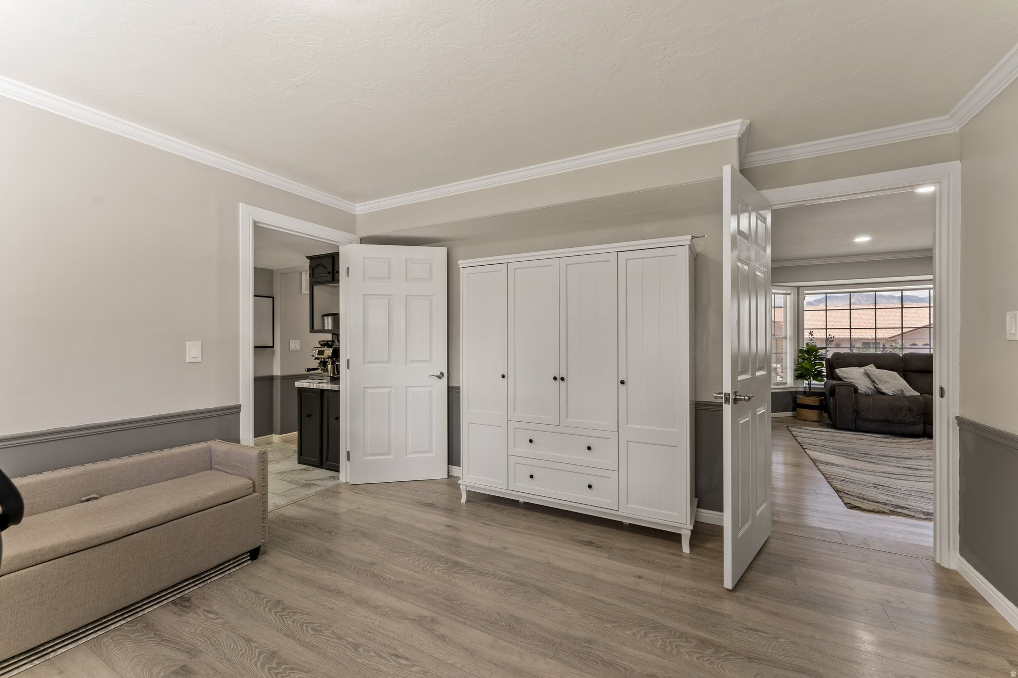 ST JAMES PLACE - Residential