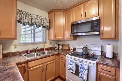 Tiny photo for 6315 S STOKEWATER DR, Taylorsville, UT 84129 (MLS # 2171299)