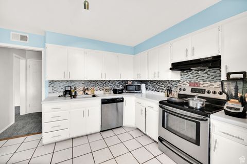 Tiny photo for 2209 E CARRIAGE LN S #42, Holladay, UT 84117 (MLS # 2109951)