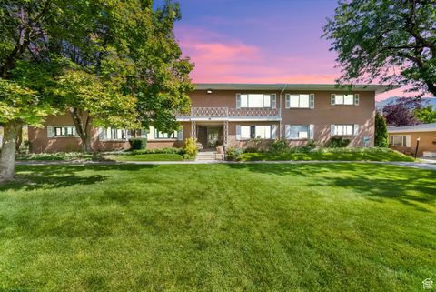 Photo of 2209 E CARRIAGE LN S #42, Holladay, UT 84117 (MLS # 2109951)