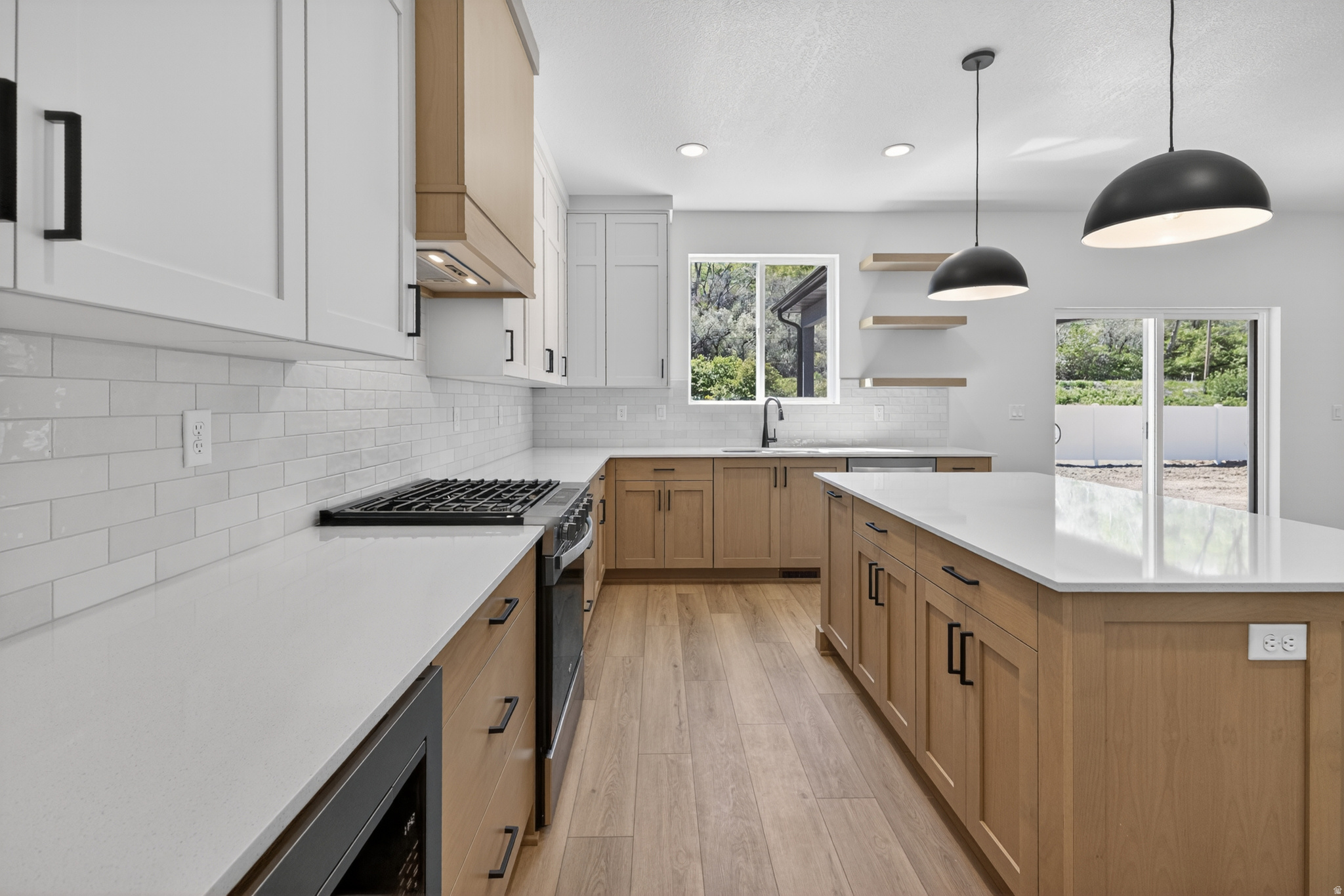 RIVERWOOD - Residential