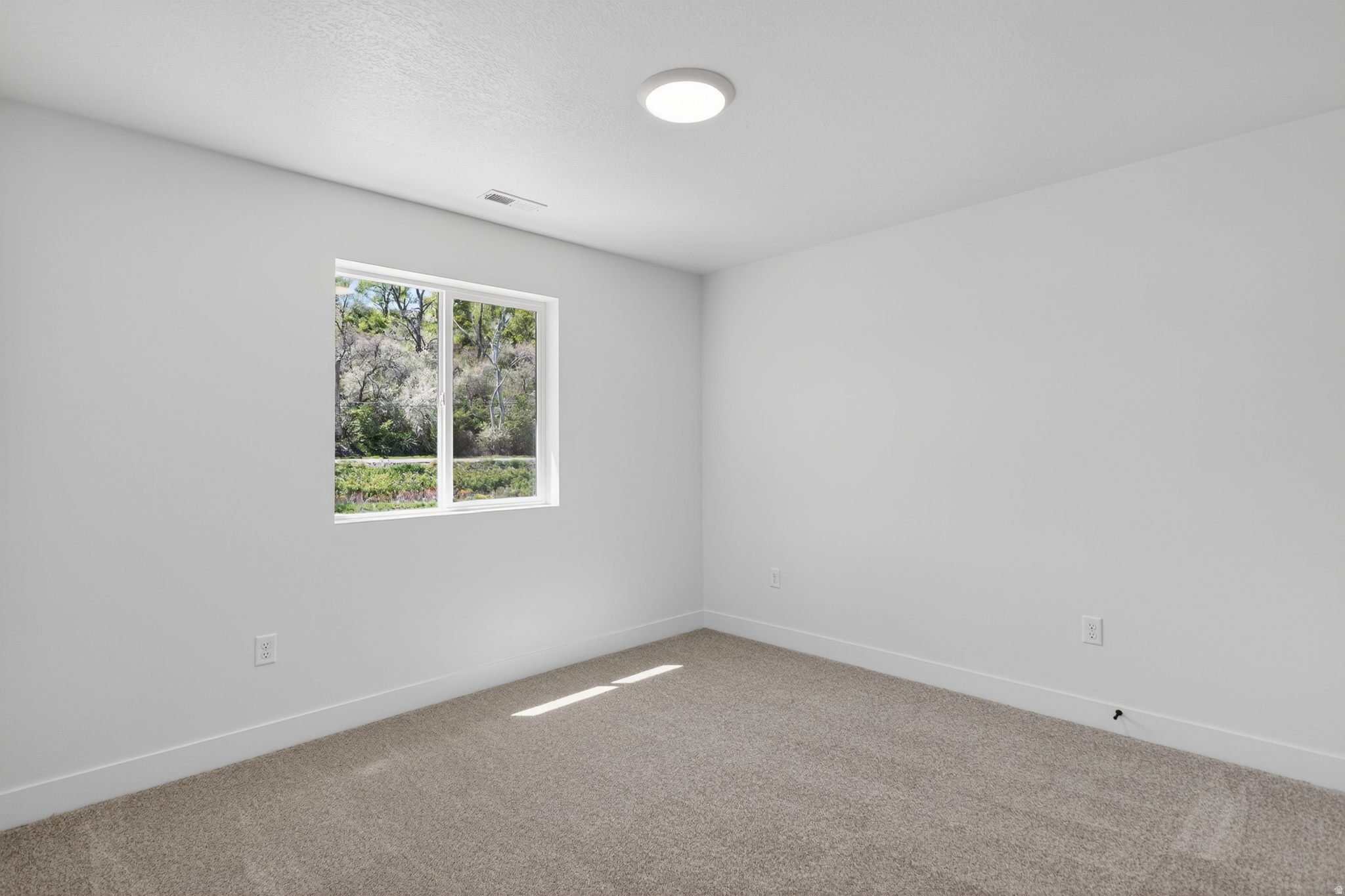 RIVERWOOD - Residential