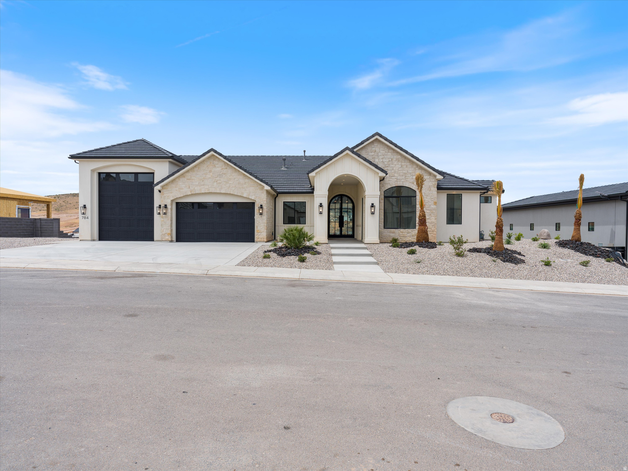 SCENIC POINT - Residential