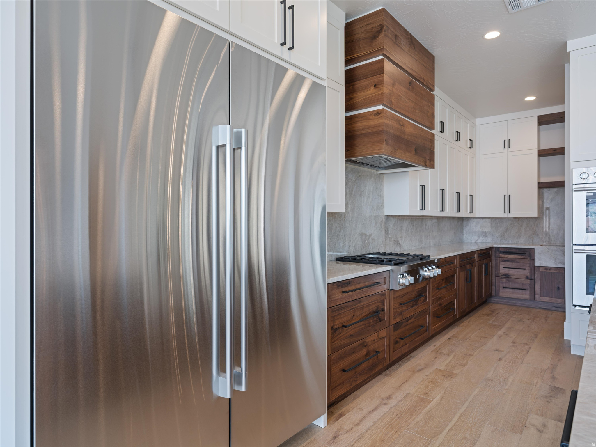 SCENIC POINT - Residential