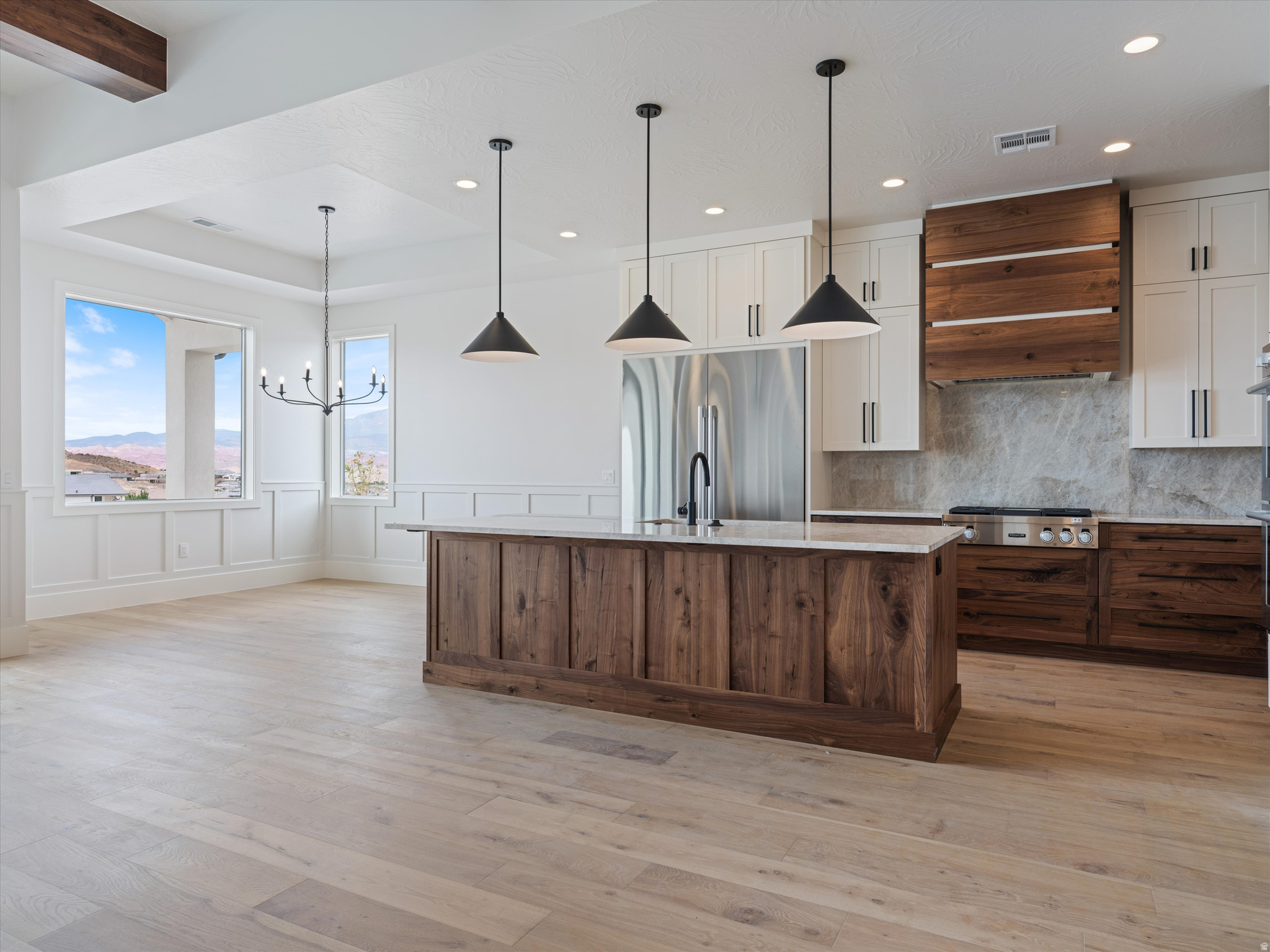 SCENIC POINT - Residential