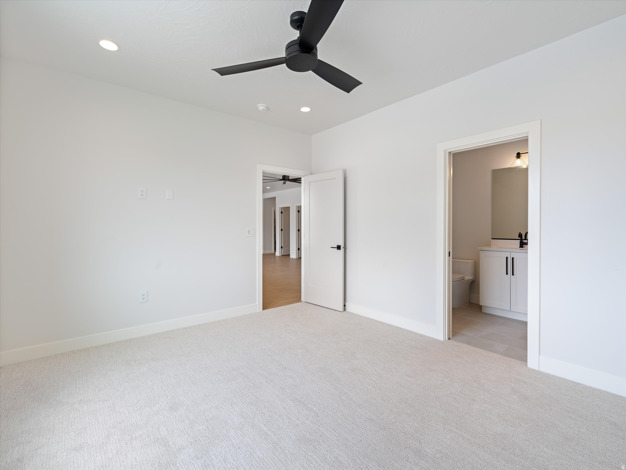 SCENIC POINT - Residential