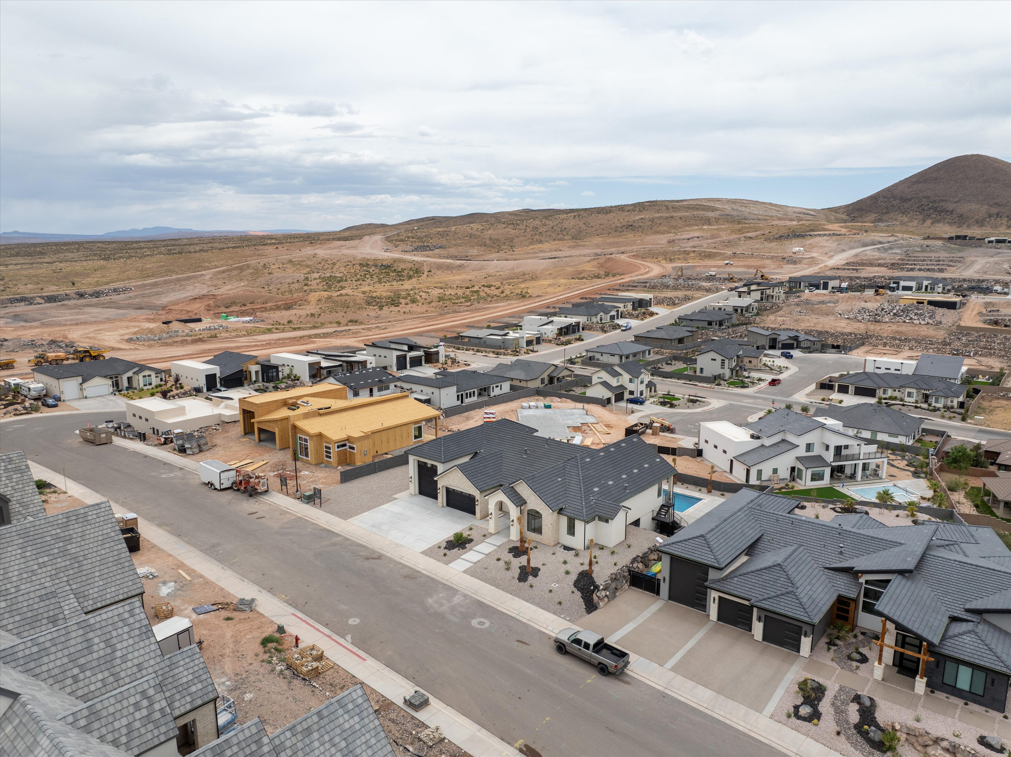 SCENIC POINT - Residential