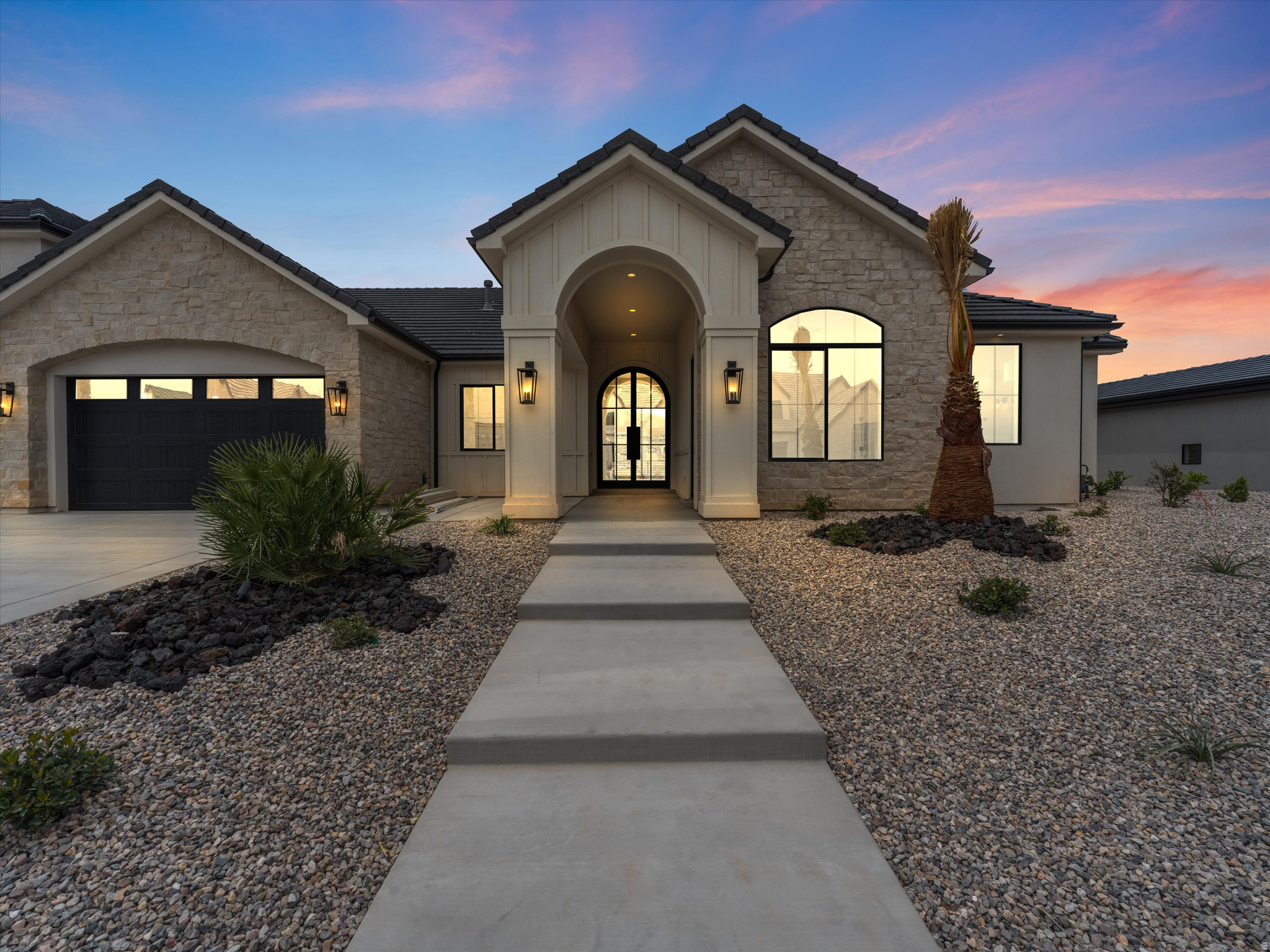 SCENIC POINT - Residential
