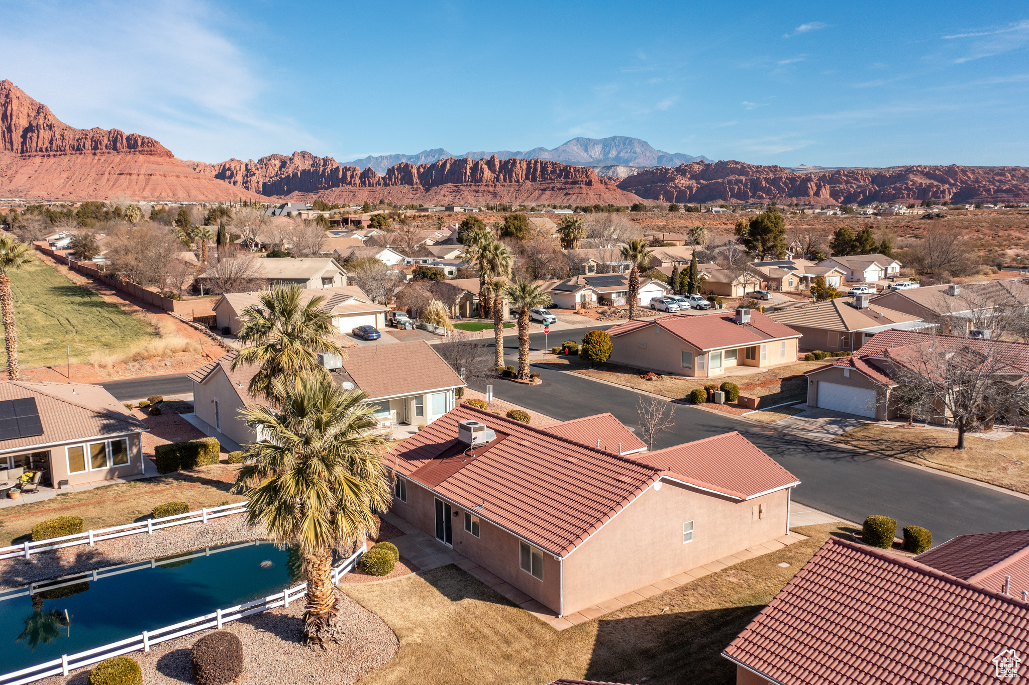 PADRE LAKES TOWNHOMES - Residential