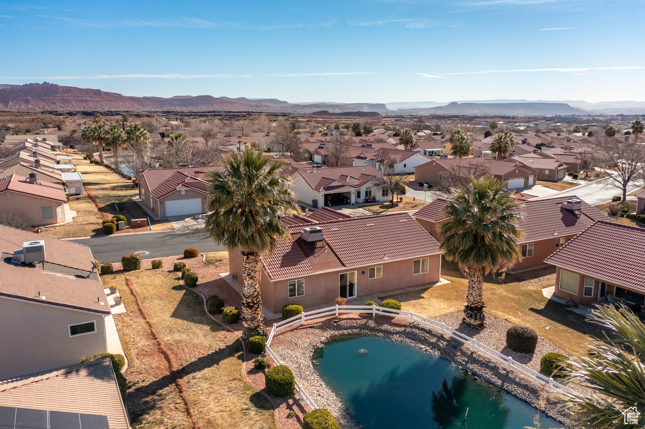 PADRE LAKES TOWNHOMES - Residential