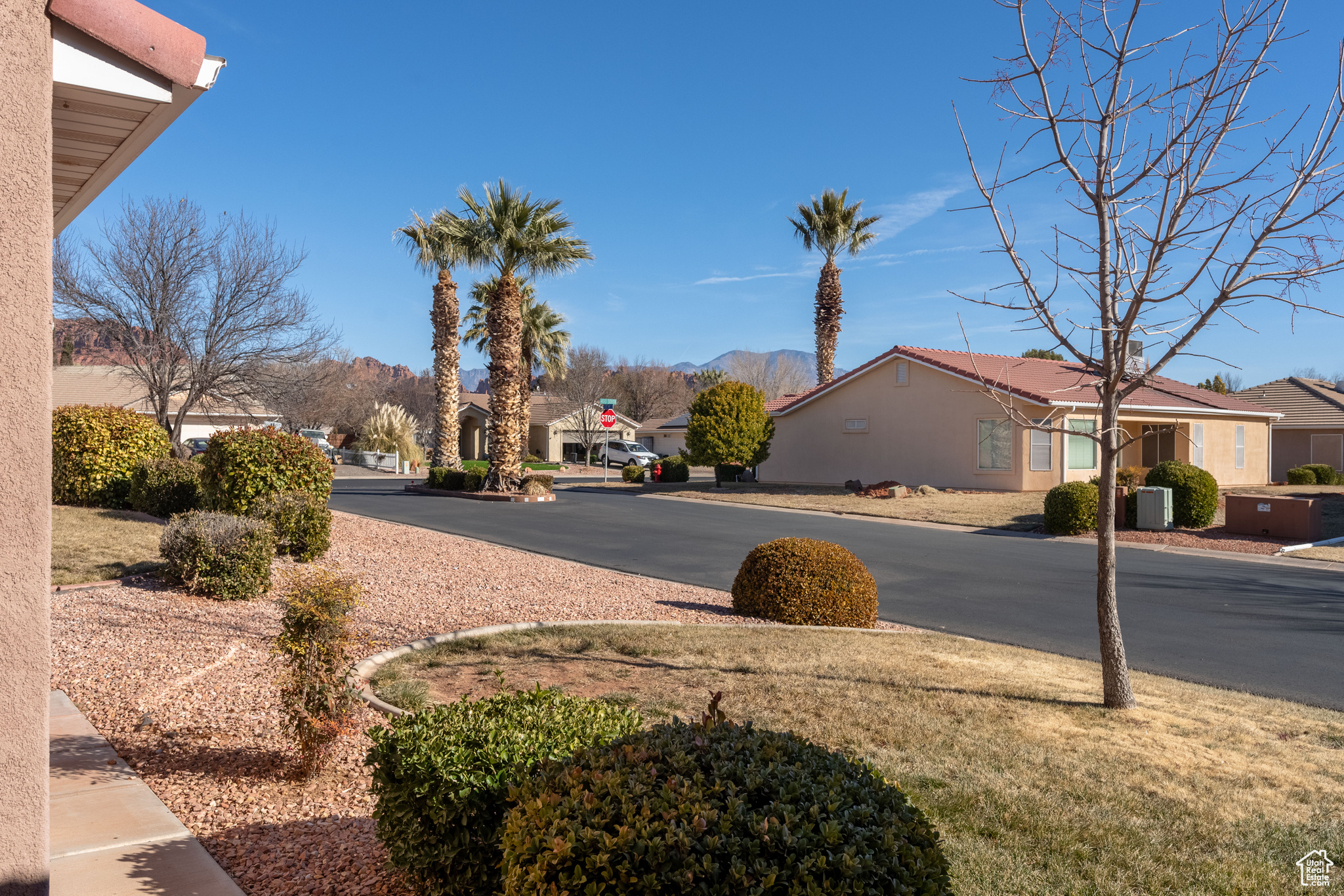 PADRE LAKES TOWNHOMES - Residential