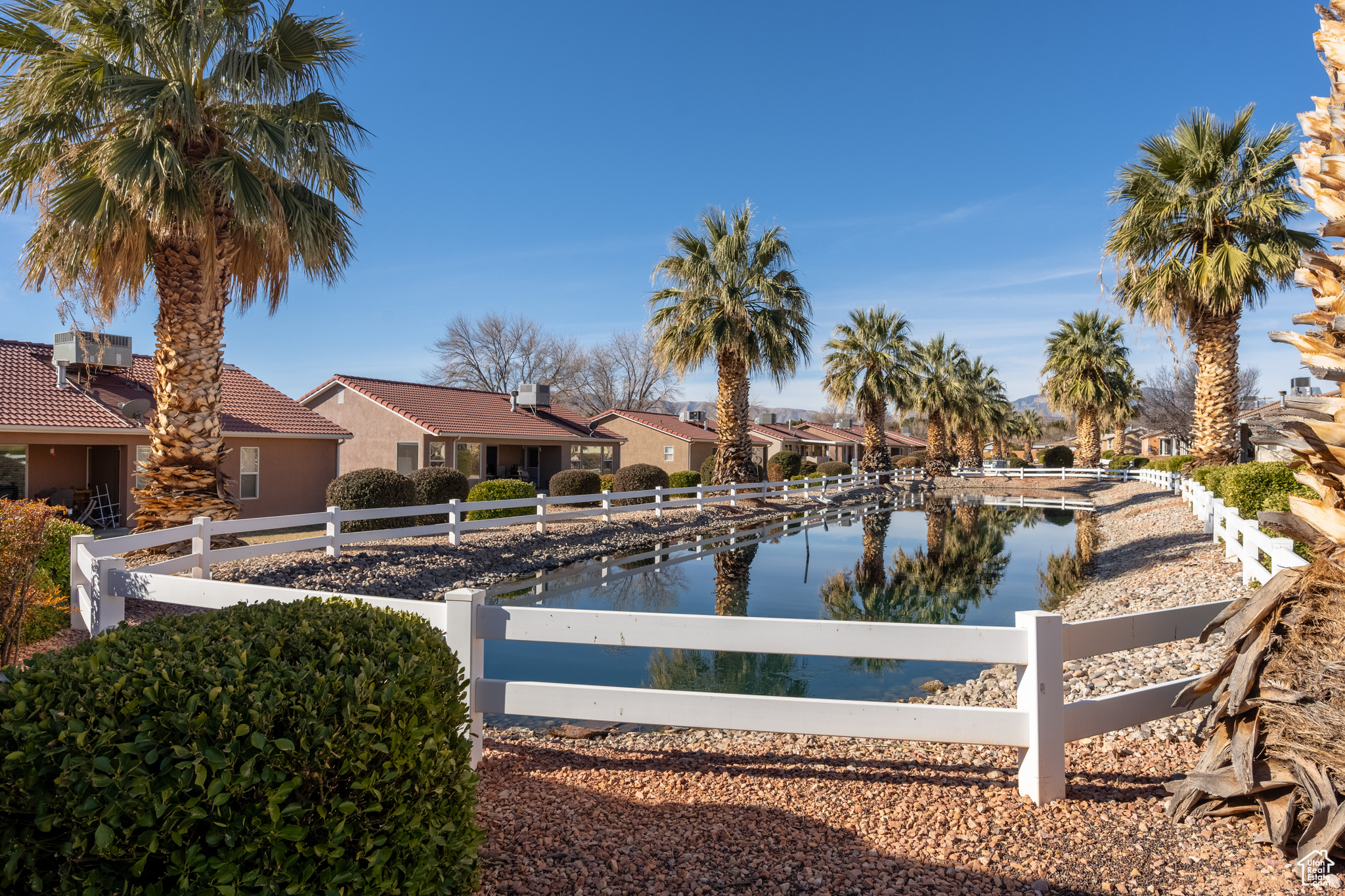 PADRE LAKES TOWNHOMES - Residential