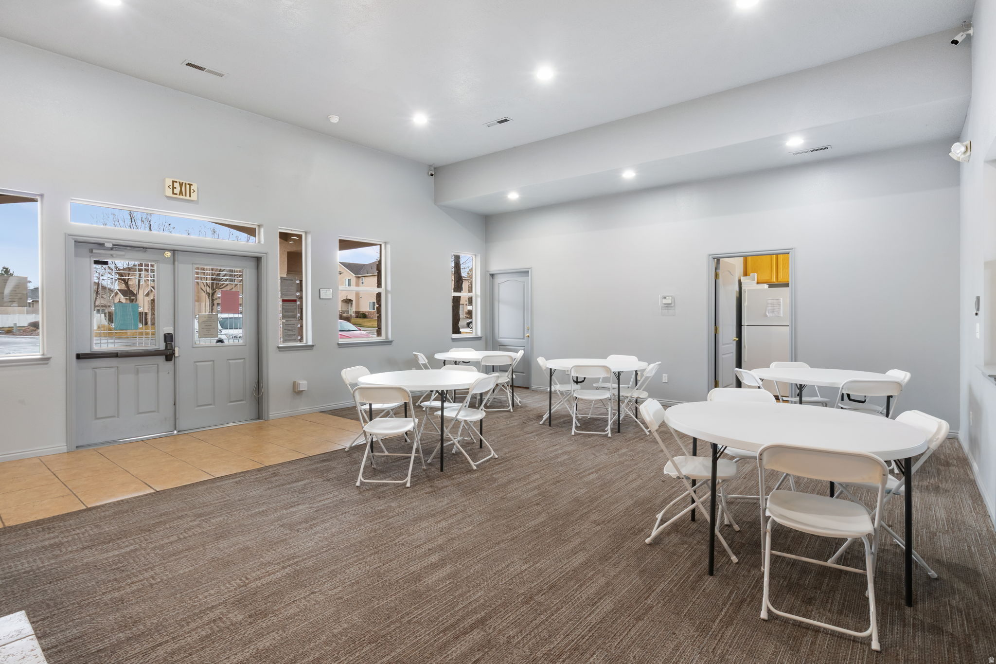 TOWNS AT HUNTER VILL - Residential