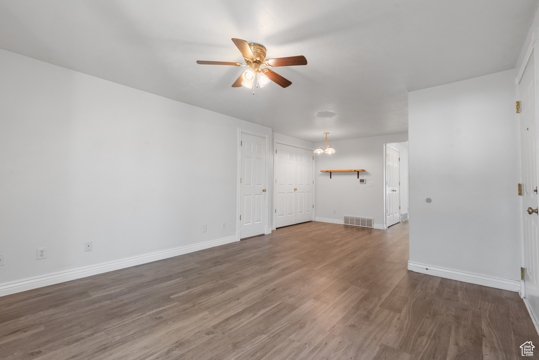 FIVE STAR CONDO - Residential