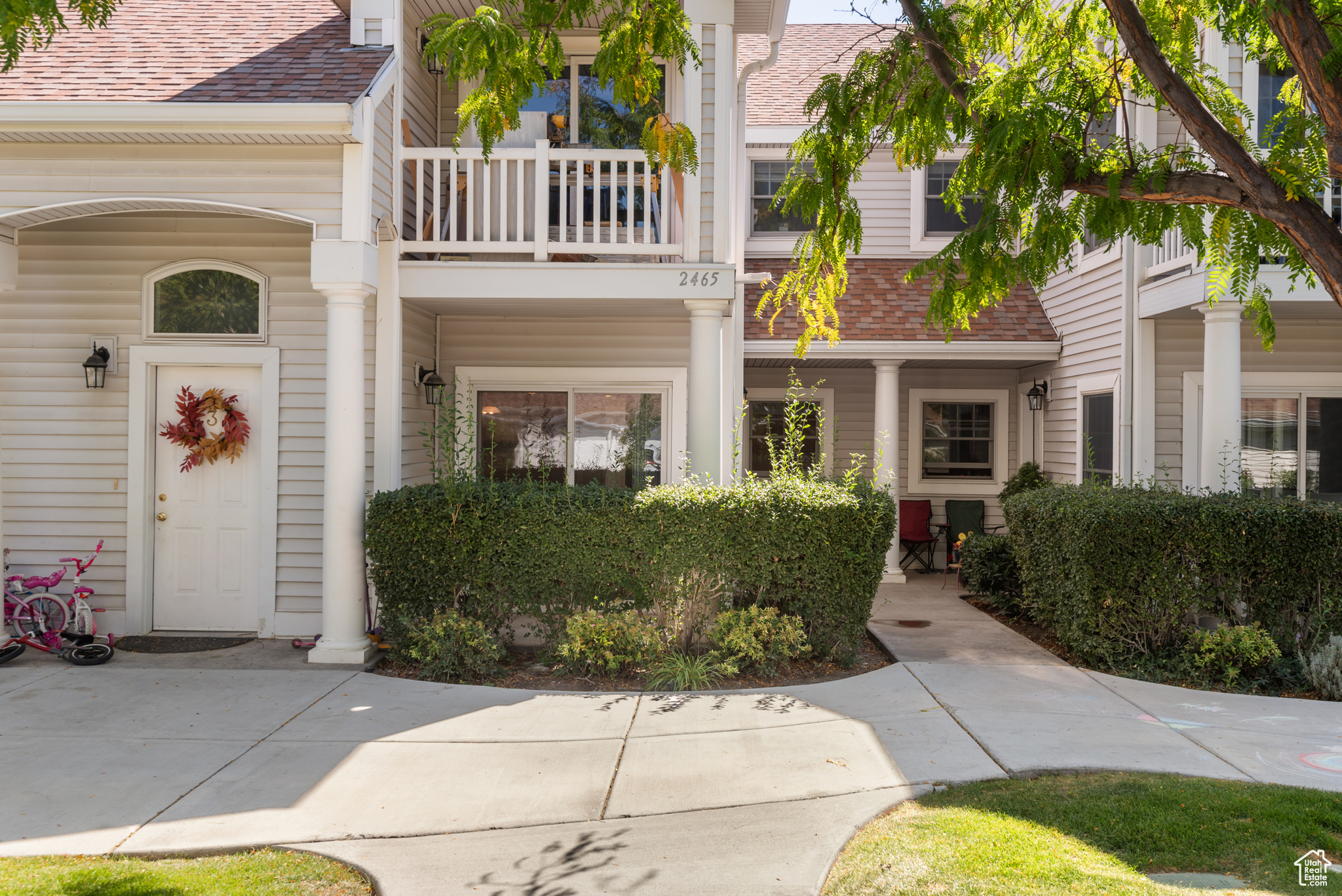 FIVE STAR CONDO - Residential