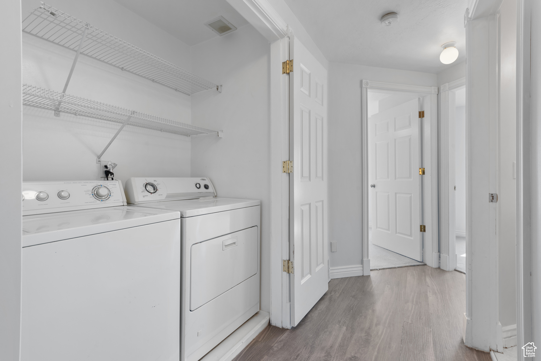 FIVE STAR CONDO - Residential
