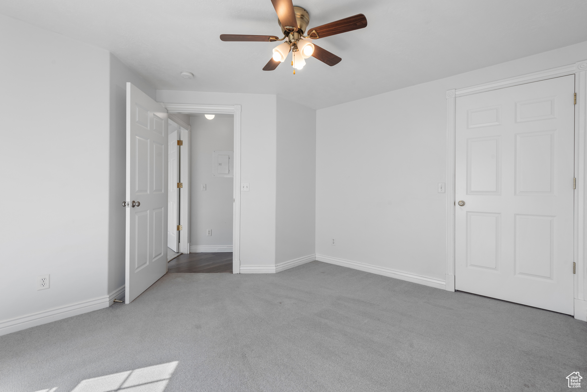 FIVE STAR CONDO - Residential