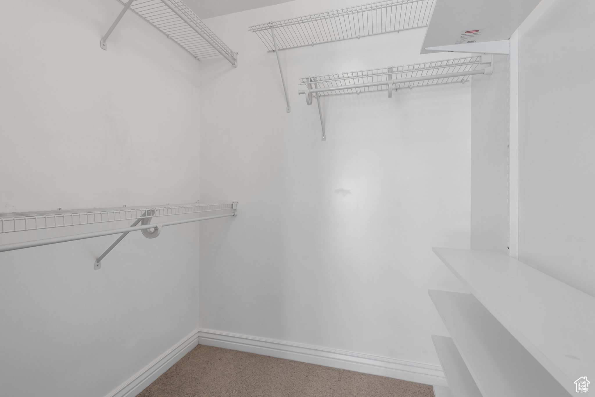 FIVE STAR CONDO - Residential