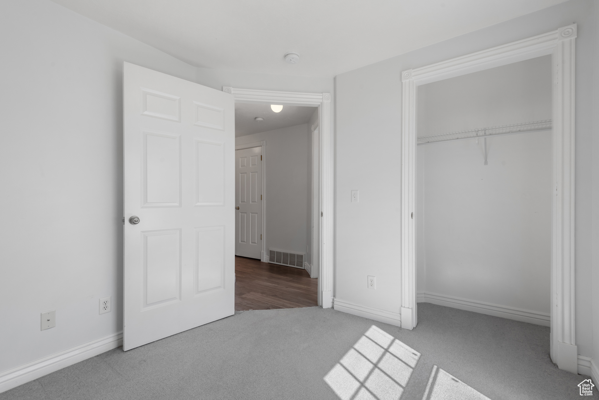 FIVE STAR CONDO - Residential