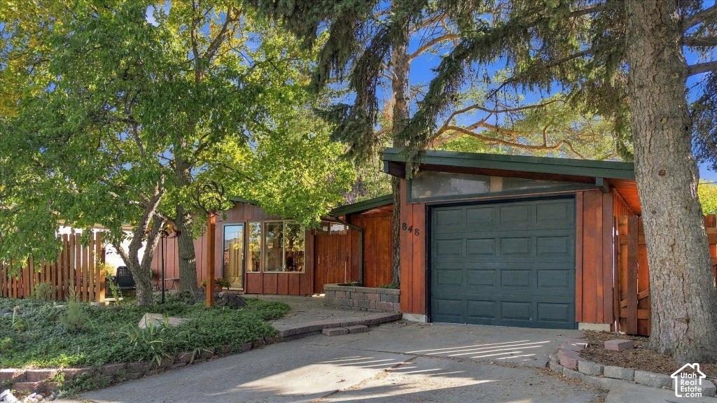 Photo of 848 JUNIPER DR, Logan, UT 84321 (MLS # 2192516)