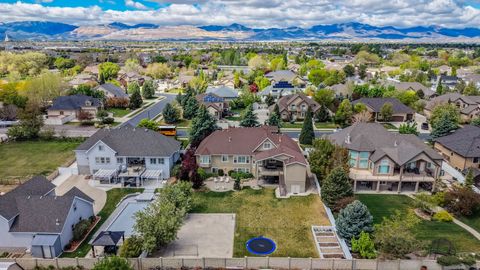 Tiny photo for 10257 S MCKINLEY PARK LN, South Jordan, UT 84095 (MLS # 2151021)