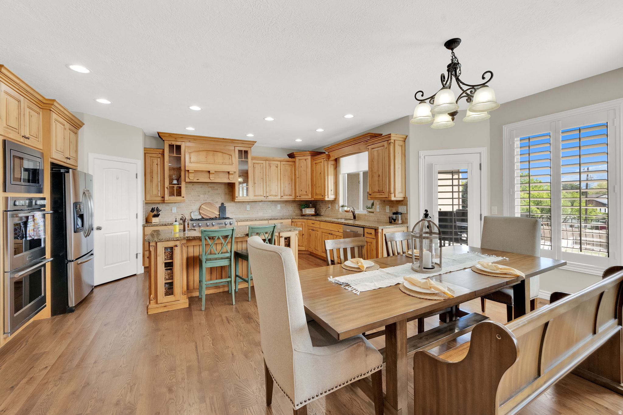 ROYAL MEADOWS ESTATE - Residential