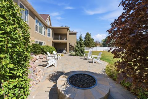 Tiny photo for 10257 S MCKINLEY PARK LN, South Jordan, UT 84095 (MLS # 2151021)