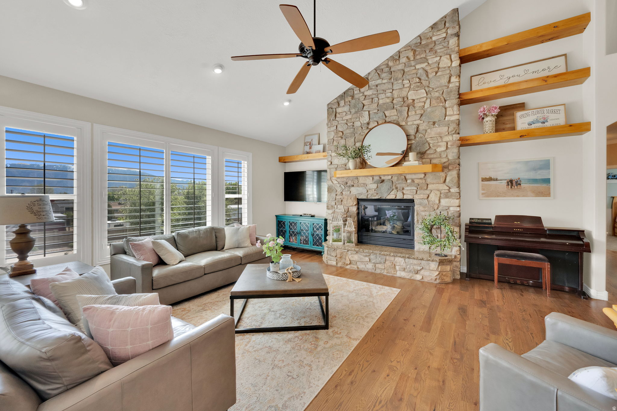 ROYAL MEADOWS ESTATE - Residential