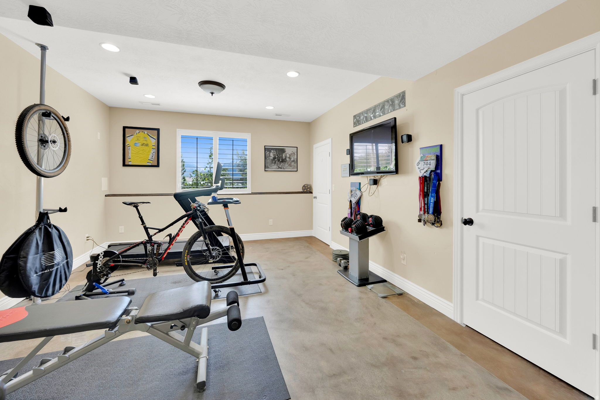 ROYAL MEADOWS ESTATE - Residential