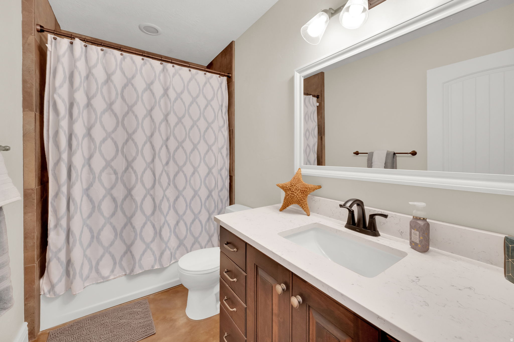 ROYAL MEADOWS ESTATE - Residential