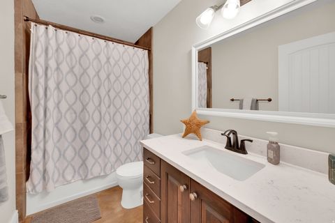 Tiny photo for 10257 S MCKINLEY PARK LN, South Jordan, UT 84095 (MLS # 2151021)