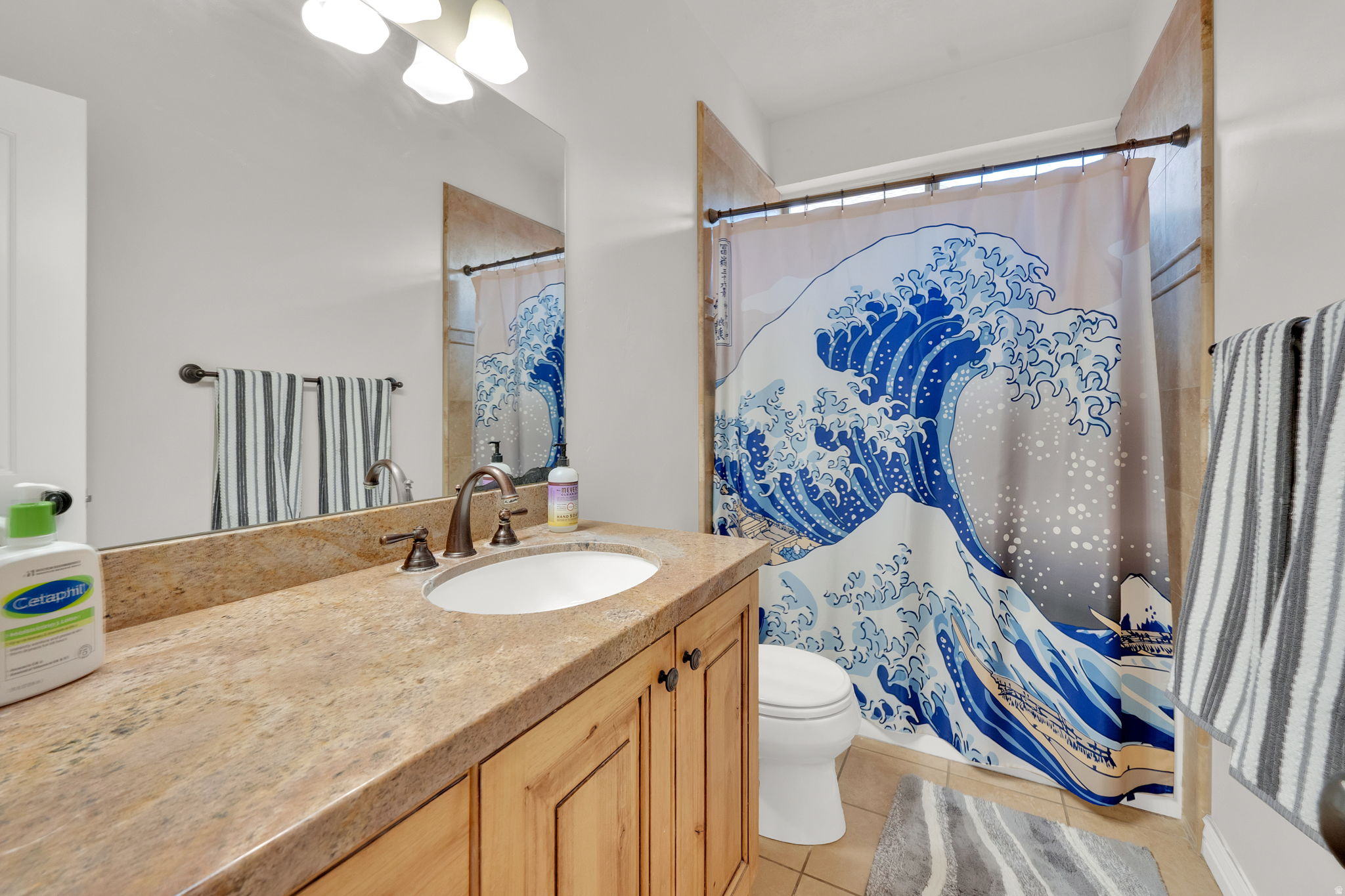 ROYAL MEADOWS ESTATE - Residential