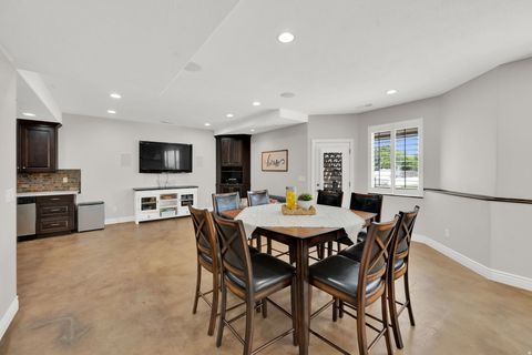 Tiny photo for 10257 S MCKINLEY PARK LN, South Jordan, UT 84095 (MLS # 2151021)