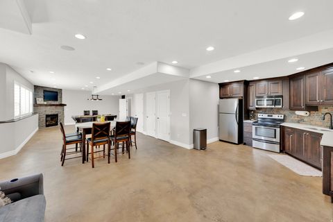 Tiny photo for 10257 S MCKINLEY PARK LN, South Jordan, UT 84095 (MLS # 2151021)