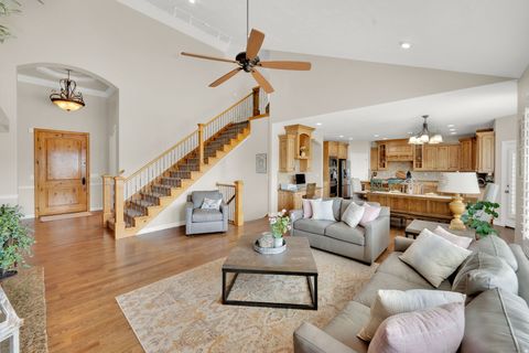 Tiny photo for 10257 S MCKINLEY PARK LN, South Jordan, UT 84095 (MLS # 2151021)