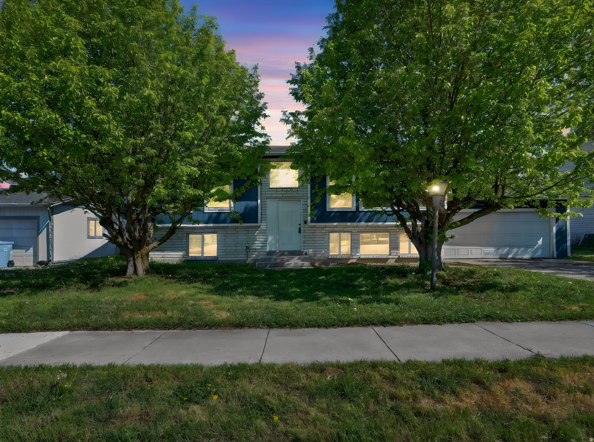 KNOWLES - Residential