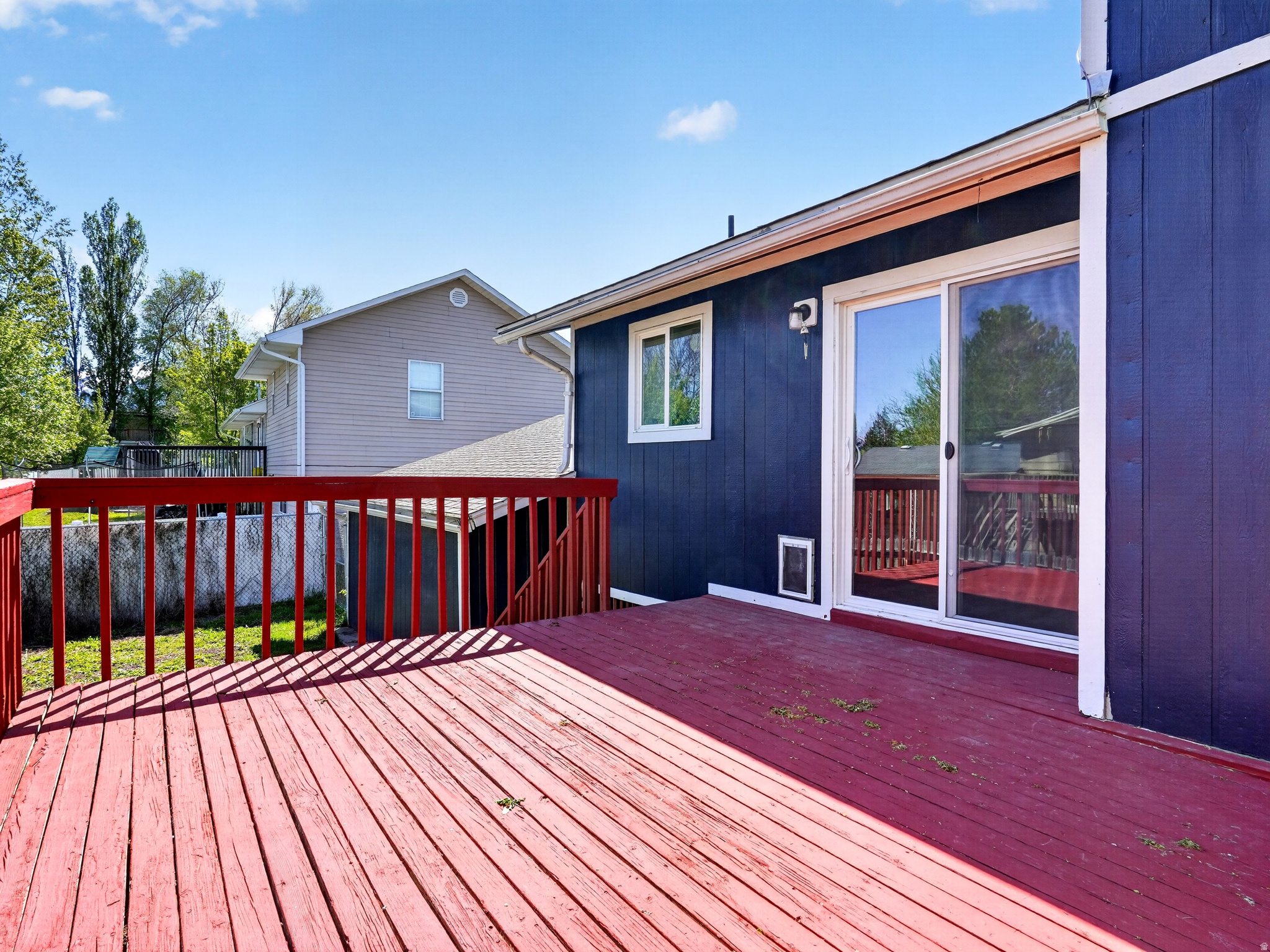 KNOWLES - Residential