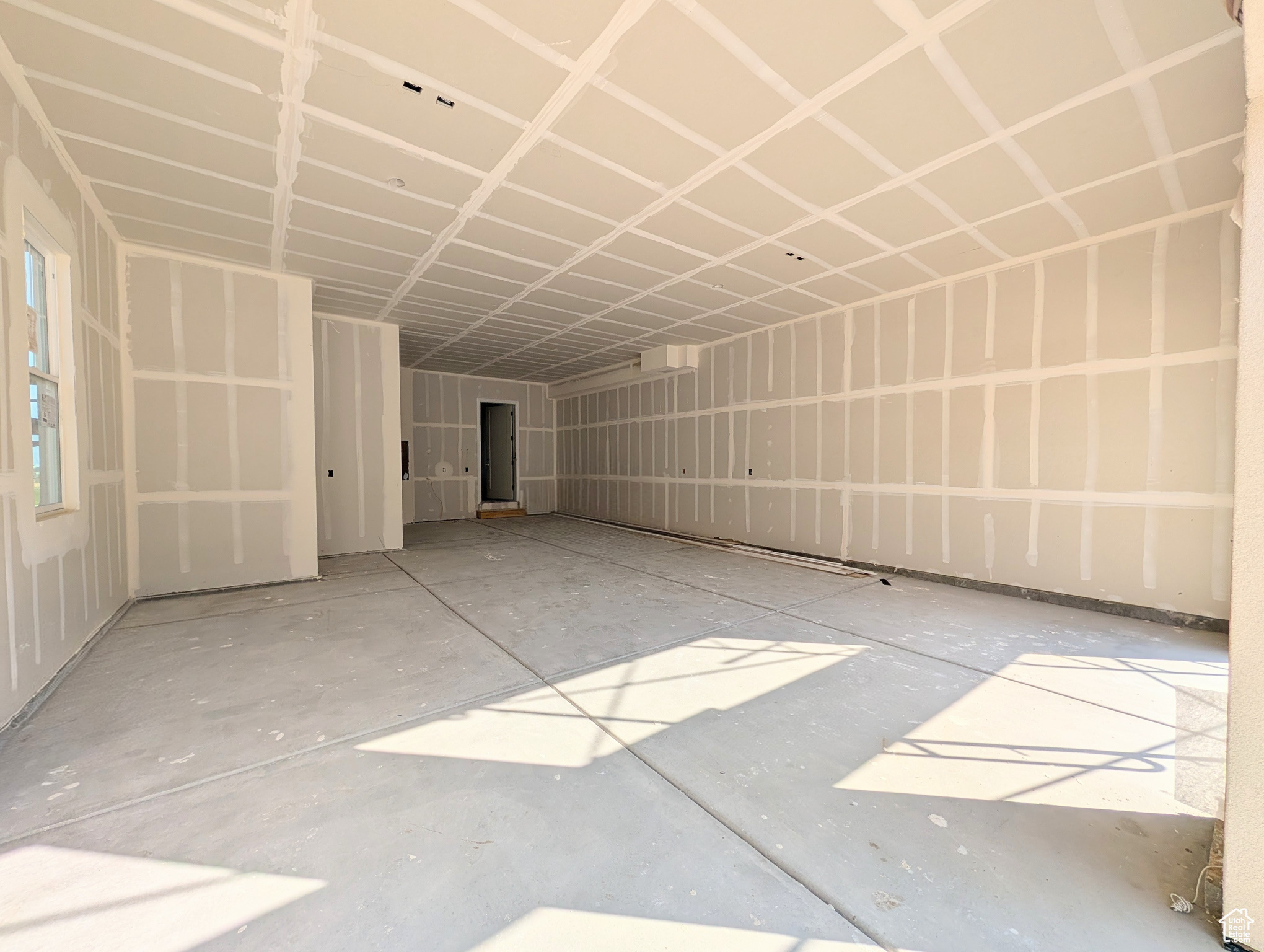 DAYBREAK - Residential Income