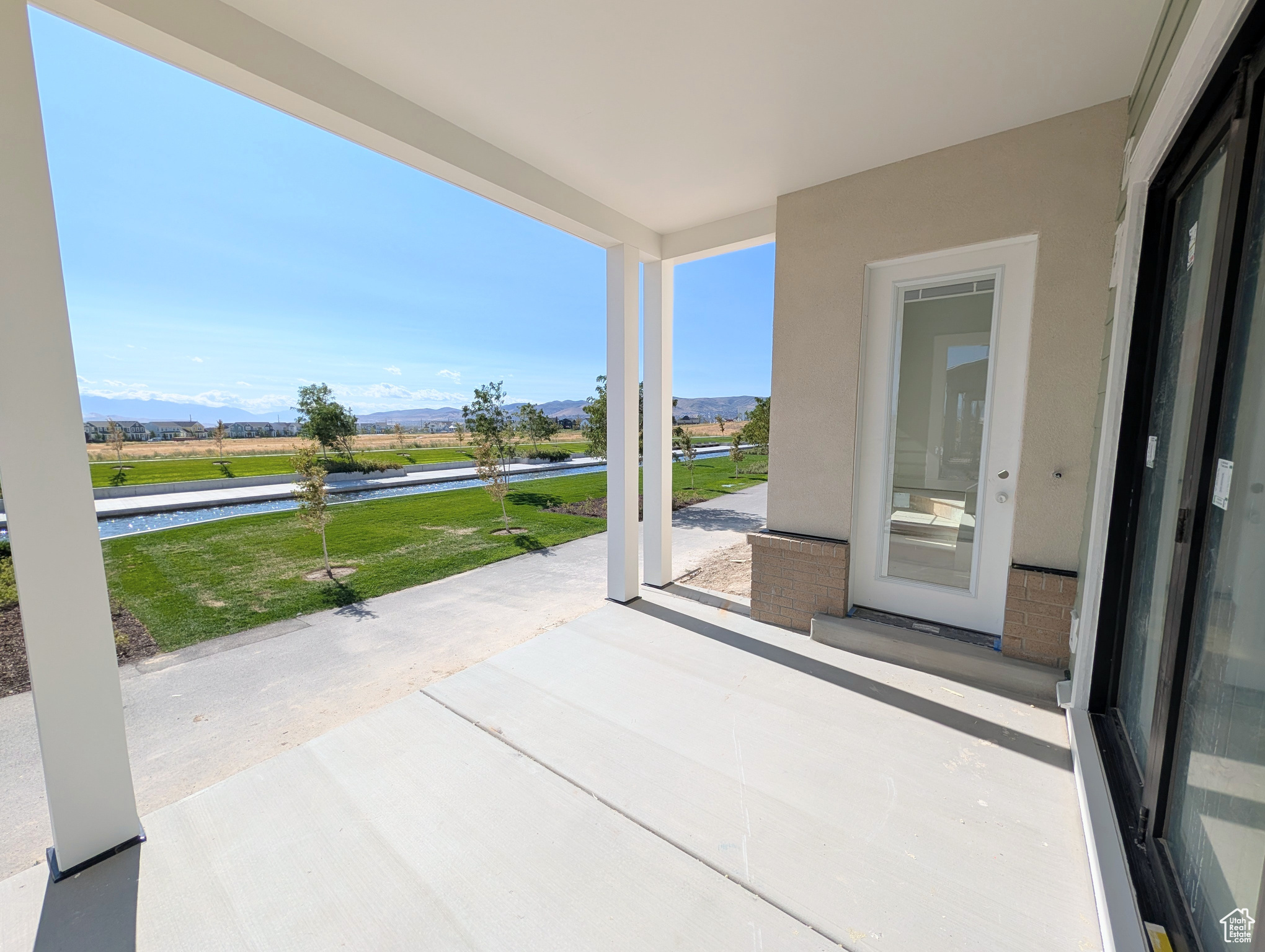 DAYBREAK - Residential Income