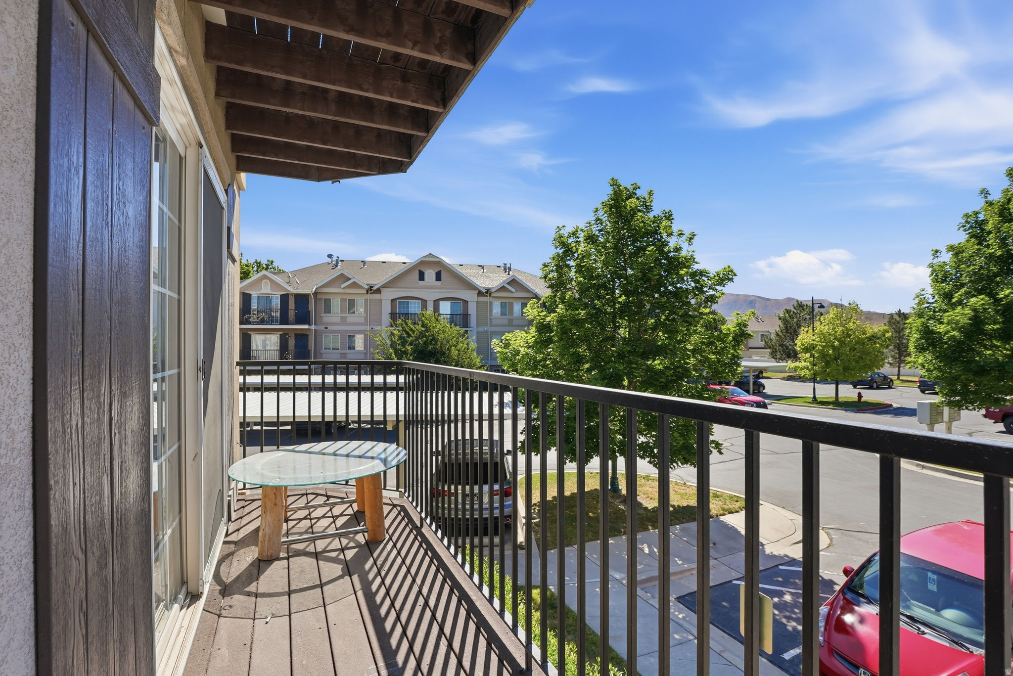 VINTAGE ON THE BLUFF - Residential