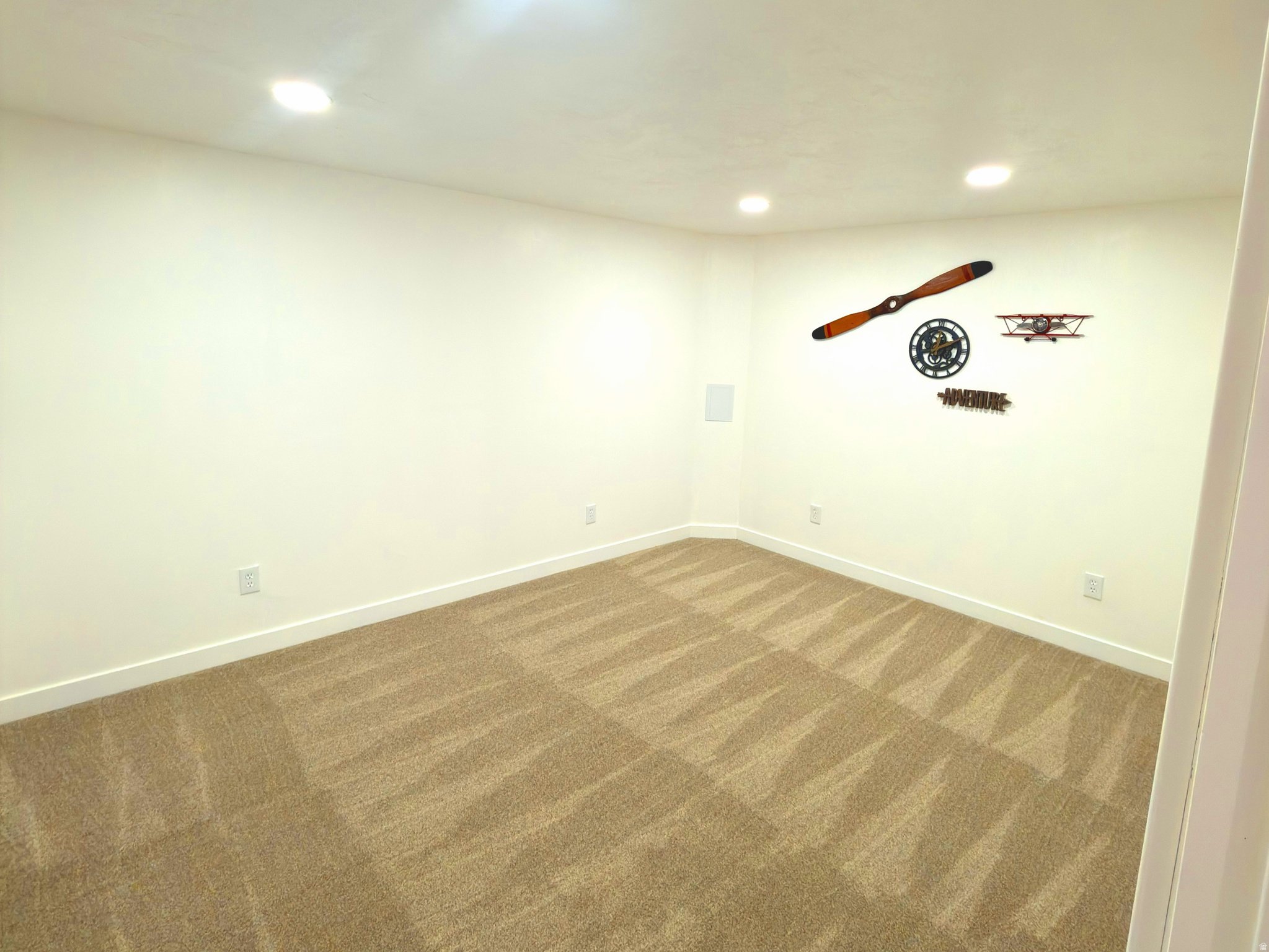 BLACKHAWK ESTATES - Residential Lease