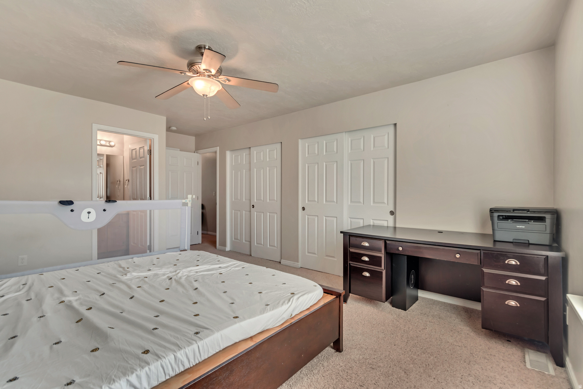 COUNTRY VIEW - Residential