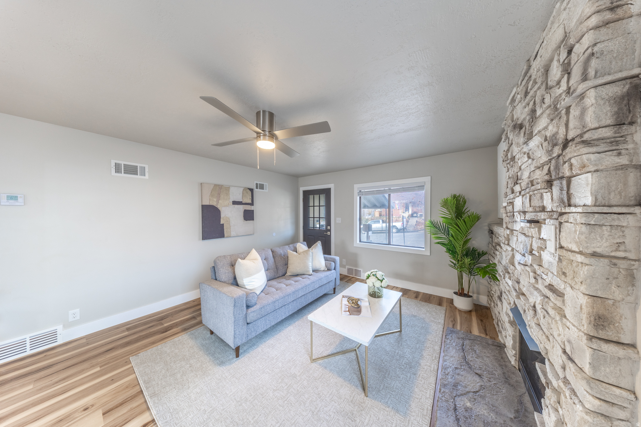 LINCOLN PARK - Residential