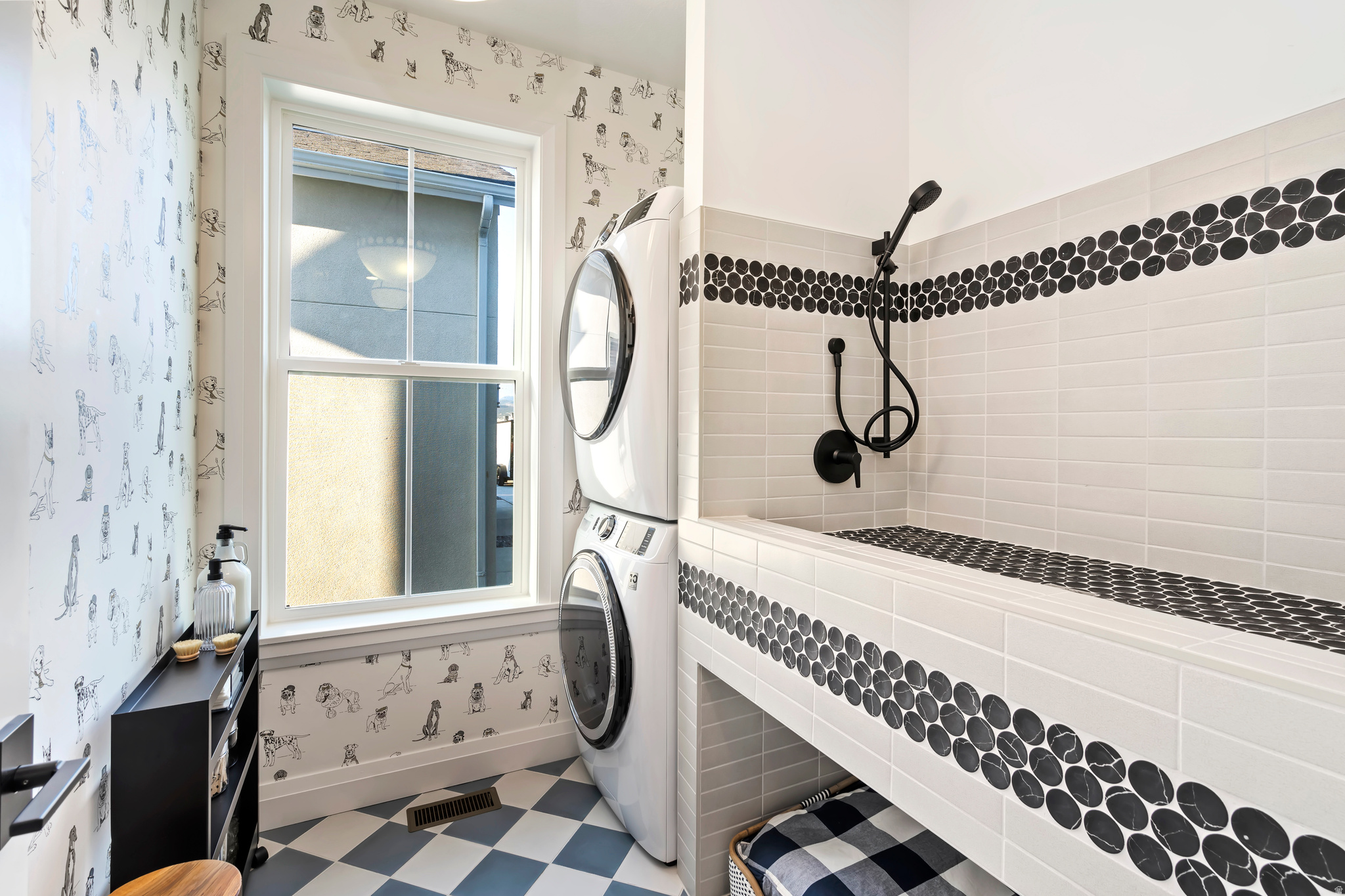 DAYBREAK - Residential