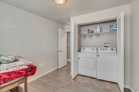 Tiny photo for 3799 S MANHATTEN DR W, West Valley City, UT 84120 (MLS # 2135033)